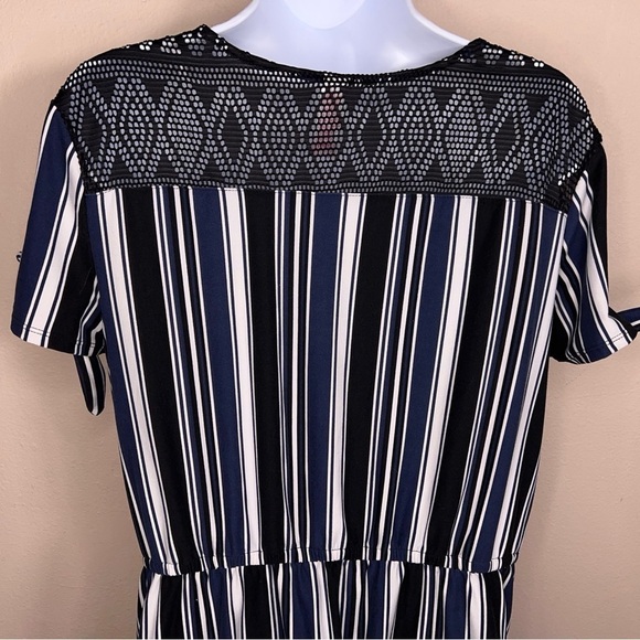 XL JUNIORS BLUE WHITE BLACK STRIPED DRESS SHORT SLEEVE STRETCH CASUAL - Picture 12 of 14